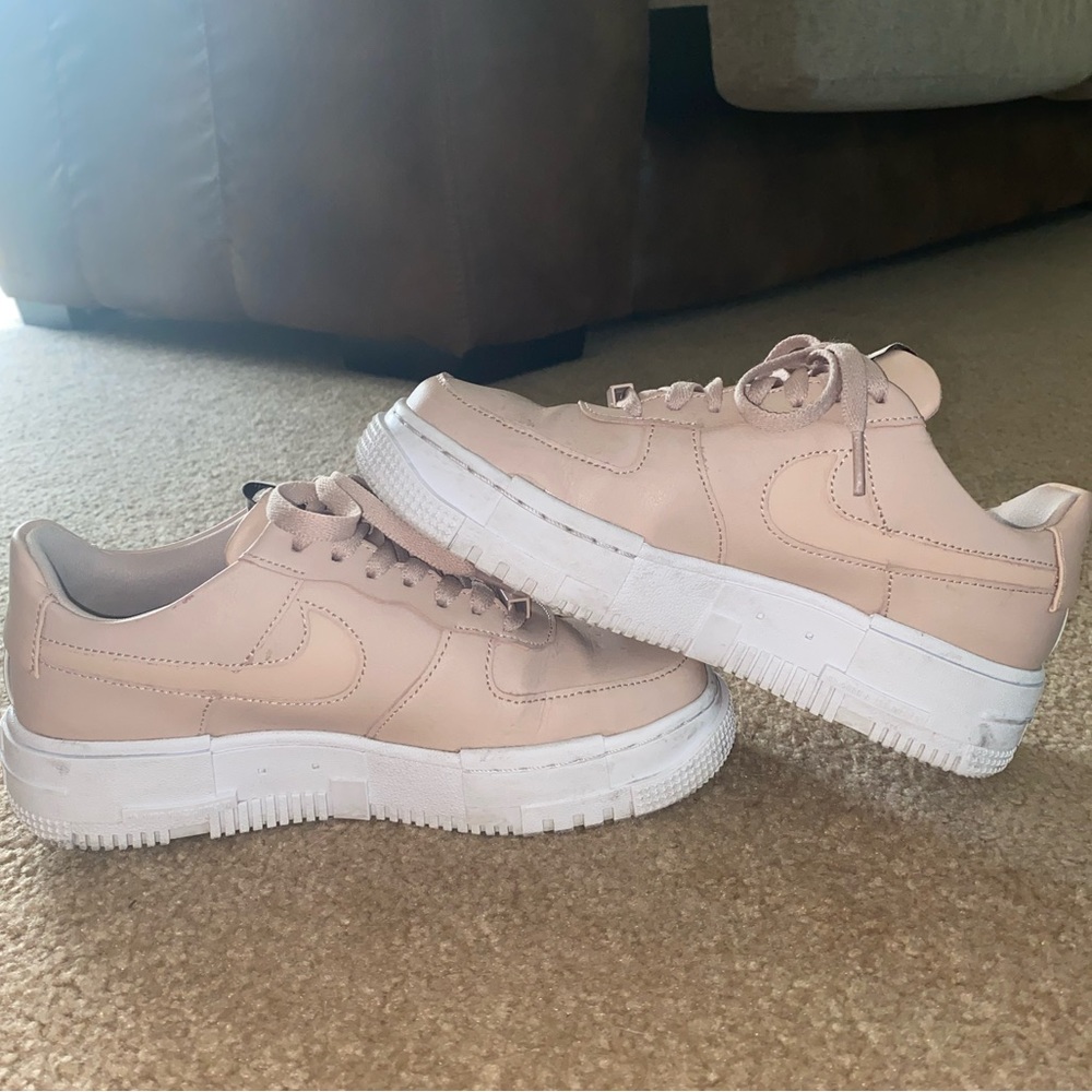 Nike beige AF1’s - Picture 6 of 8